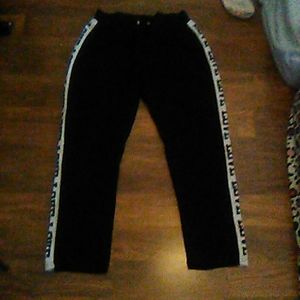 Bobbie Brooks Love pants